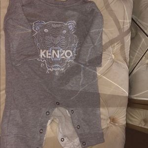 Newborn kenzo onesie
